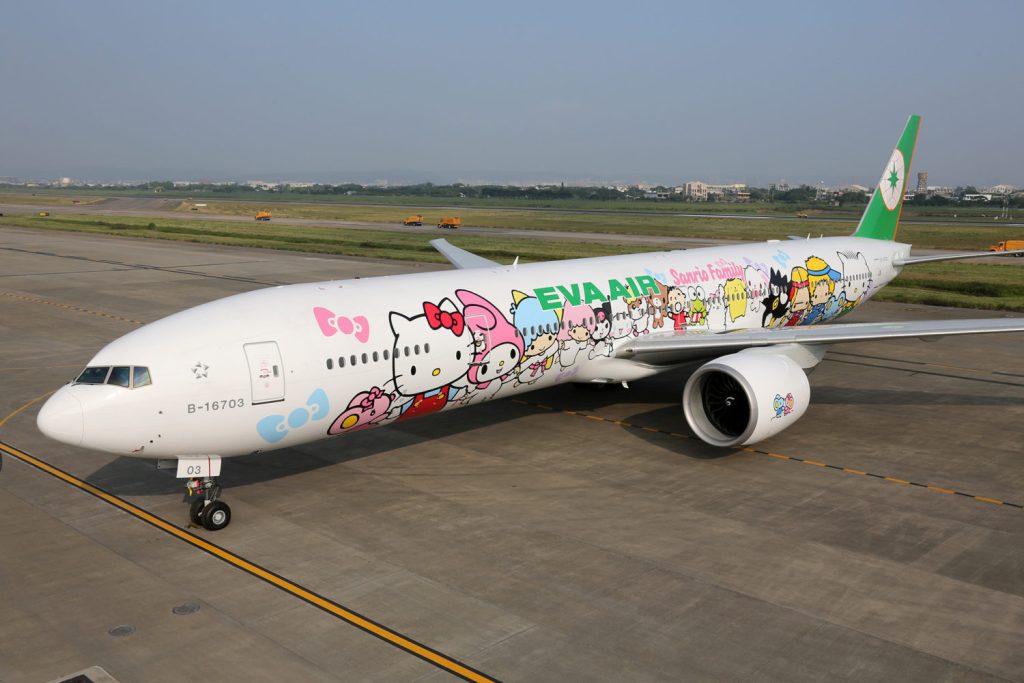 blog-turismax-aviões-envelopados-temas-desenhos-animados-hello-kitty-eva-airlines